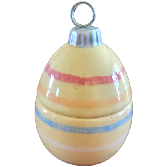 Vtg Blossoms & Blooms Ceramic Christmas Egg Shaped Candle Holder - Picture 1 of 8